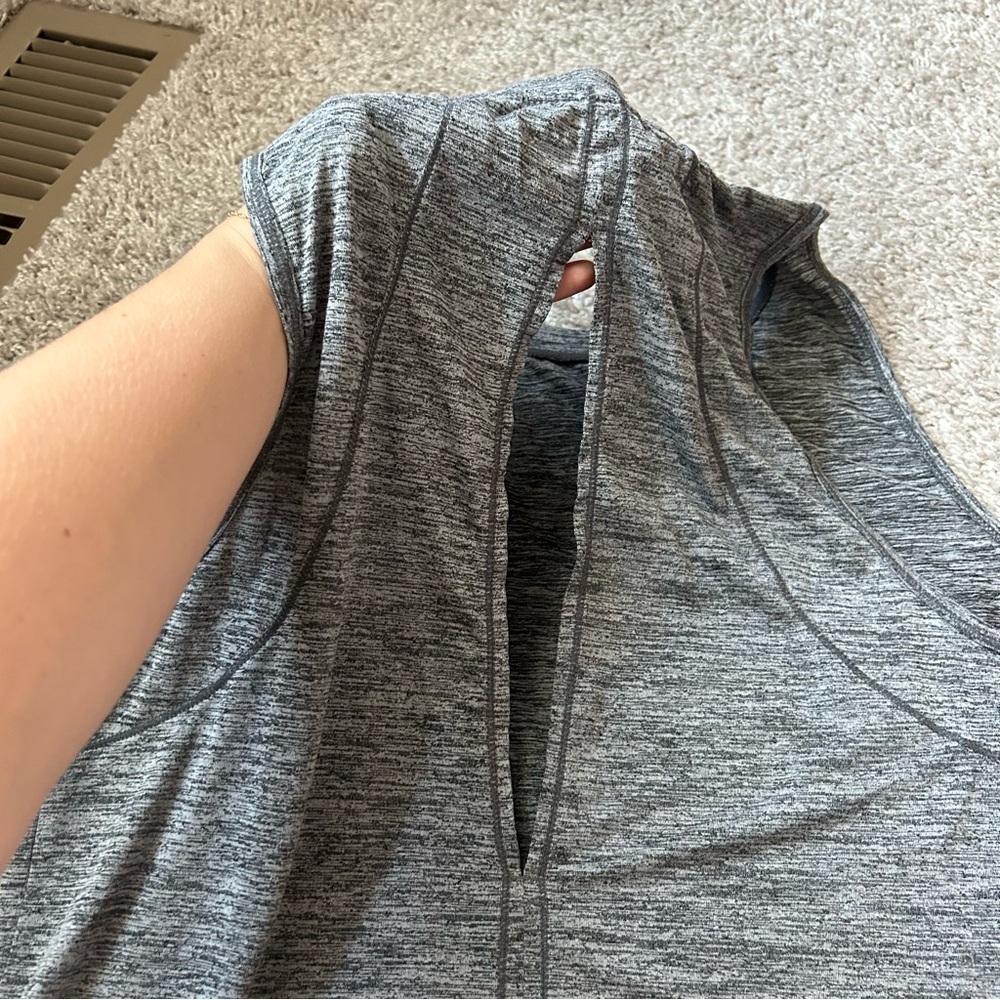 3 for $10 | Reebok Tank - Picture 5 of 5